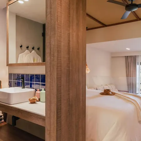 Zel Costa Brava ホテル 3*