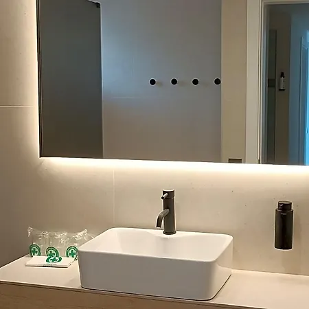 Готель Zel Costa Brava 3*
