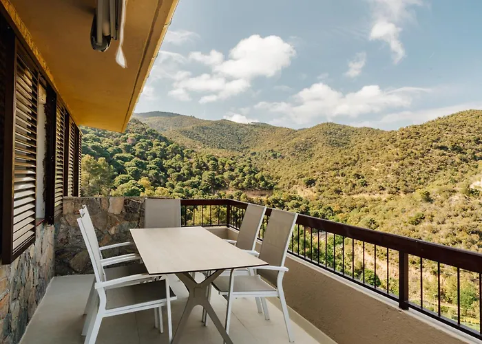 Zel Costa Brava Resort 3*